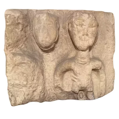 Keltisches Flachrelief. Gallische Periode. Hauptansicht der Skulptur