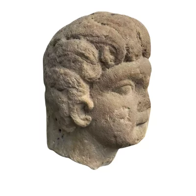 Head of Apollo. Gallo-Roman art.  Important bust of Apollo with hair tied back. View number 1